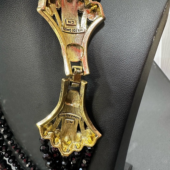 Heidi Daus  "Age of Elegance" Art Deco Black Beaded Necklace with Clasp - Picture 7 of 15